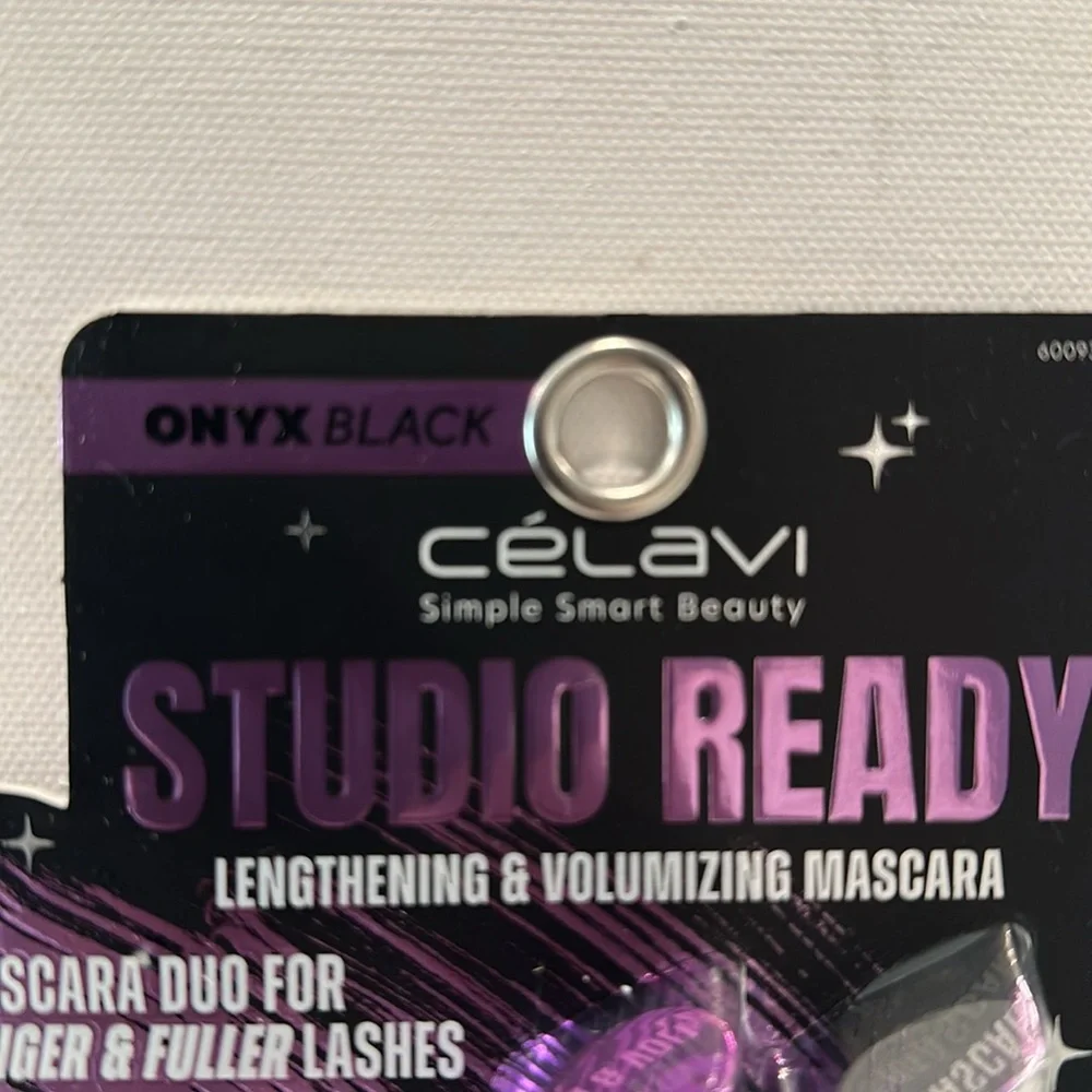 NWT Velavi Studio Ready Lengthening & Volumizing Mascara for fuller/longer Lash.